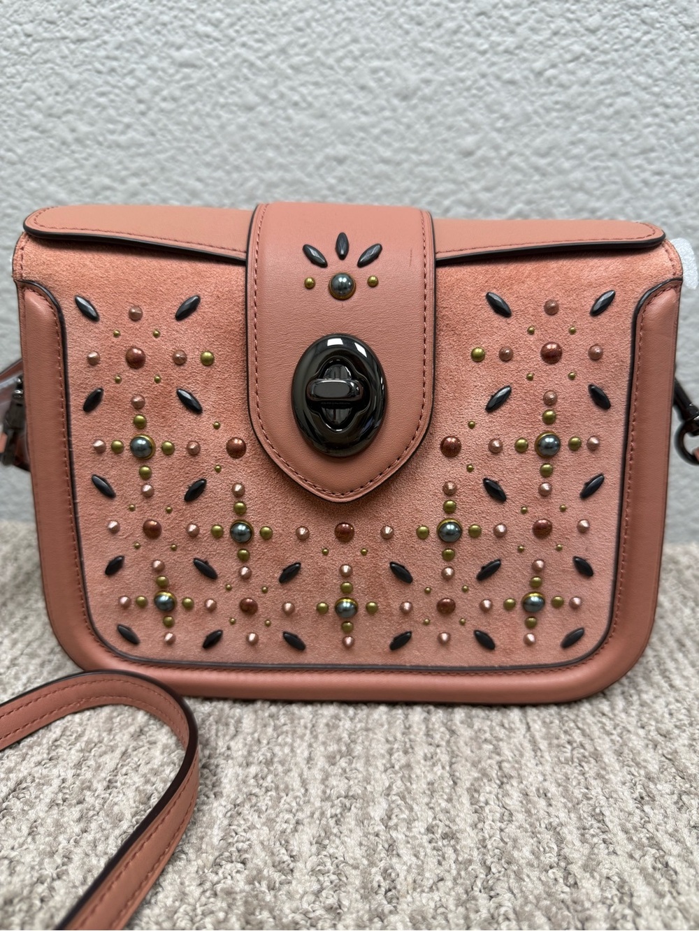 Coach Page Prairie Rivets Coral Pink Leather Studded Turnlock Shoulder/Cross Bag - Picture 2 of 15